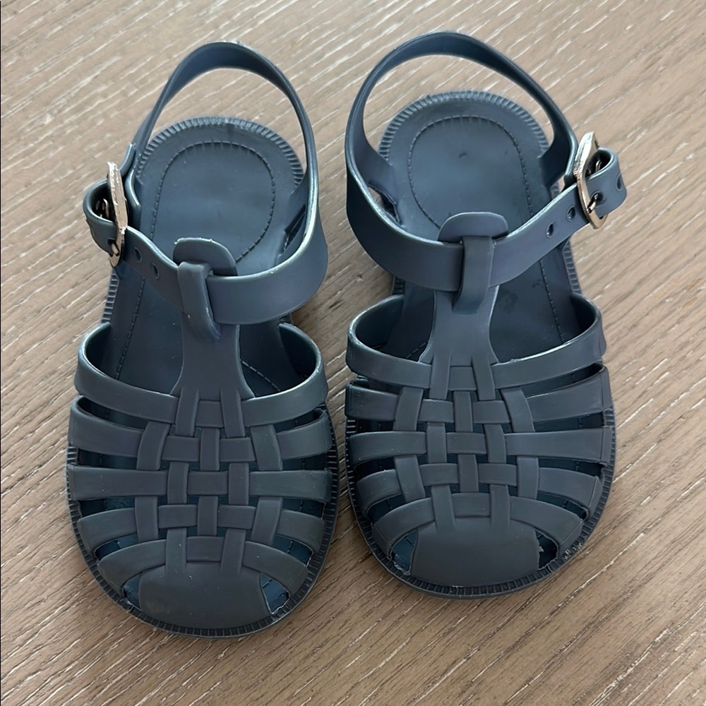 Kids sandals